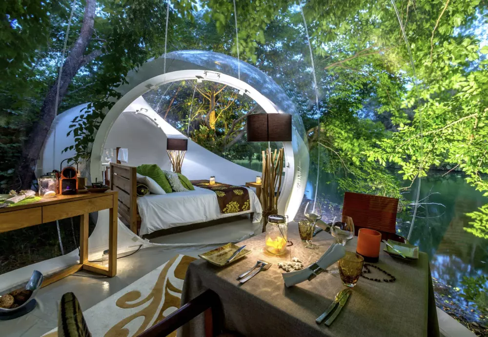 clear tent bubble